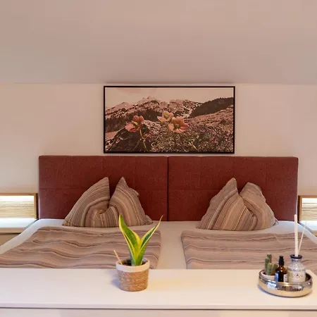 Luxury With Swimming Pond Nature Escape Upper Austria Feriehus